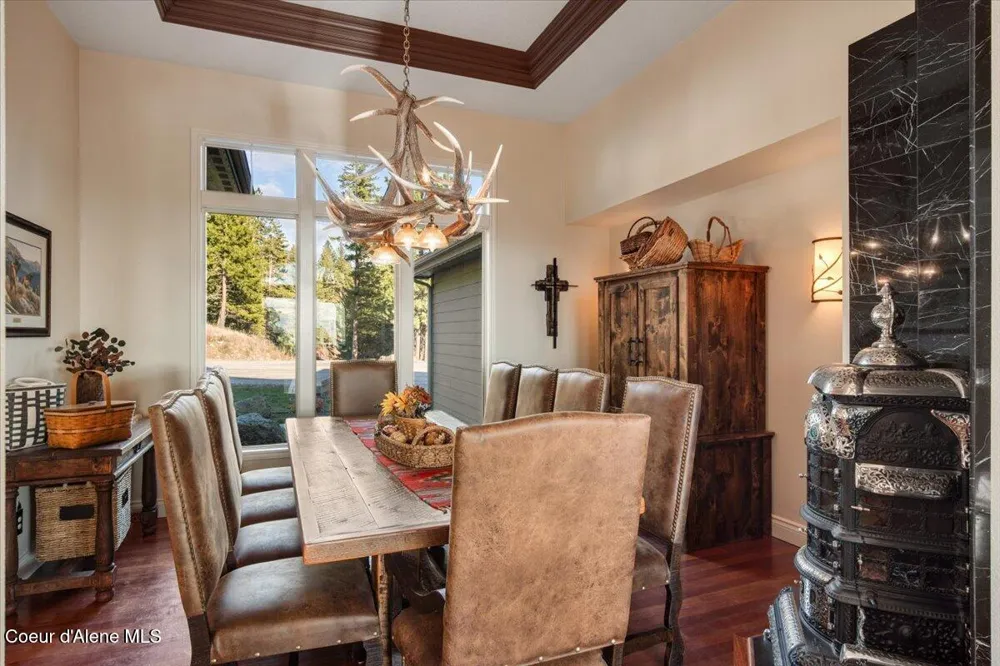 3251 Elmira Road Sandpoint, ID 83864