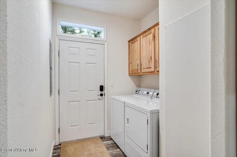 3251 Elmira Road Sandpoint, ID 83864