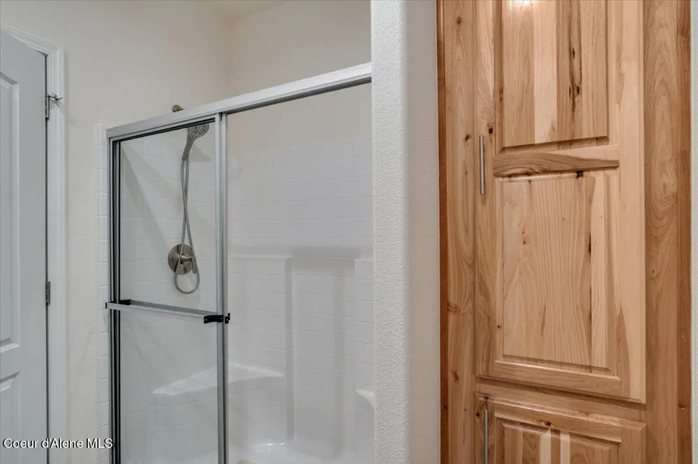 3251 Elmira Road Sandpoint, ID 83864