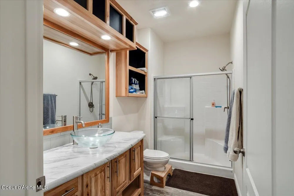 3251 Elmira Road Sandpoint, ID 83864