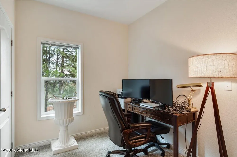 3251 Elmira Road Sandpoint, ID 83864
