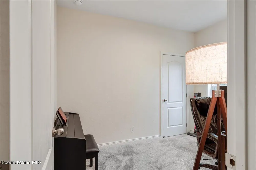 3251 Elmira Road Sandpoint, ID 83864