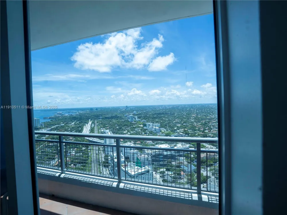 60 SW 13th St #4805 Miami, FL 33130
