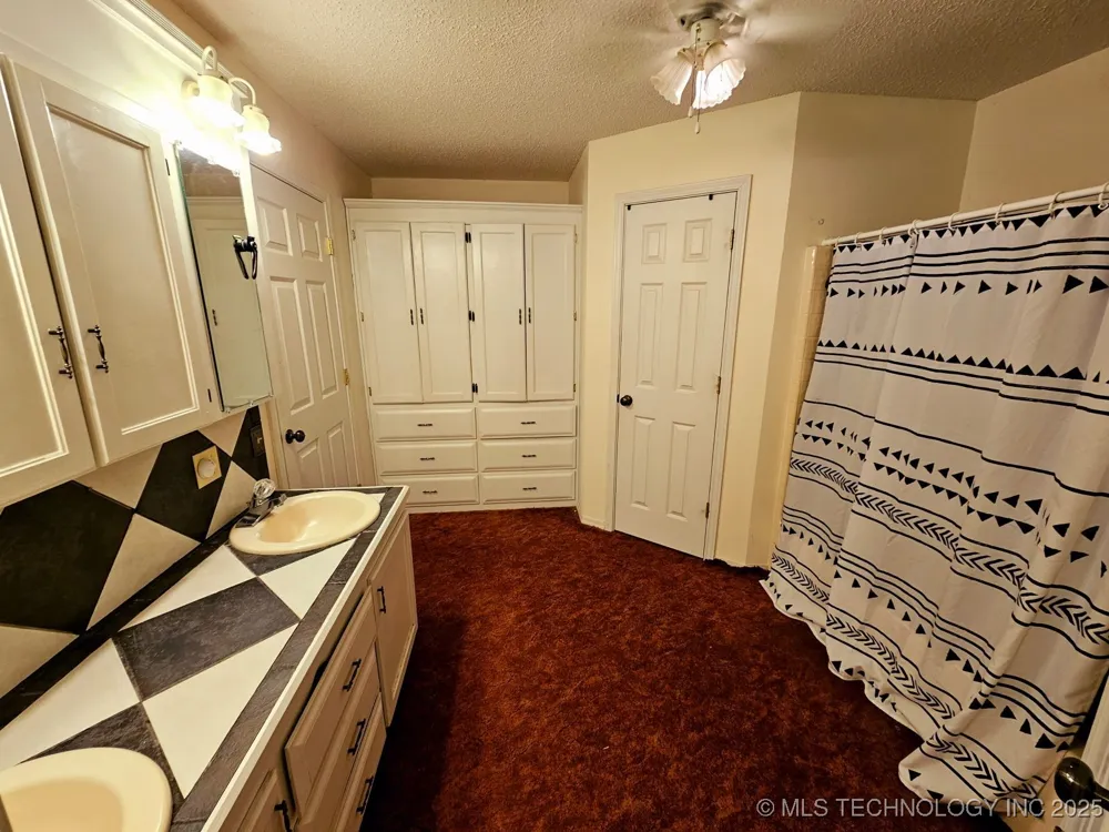 80 4160 ROAD Antlers, OK 74523