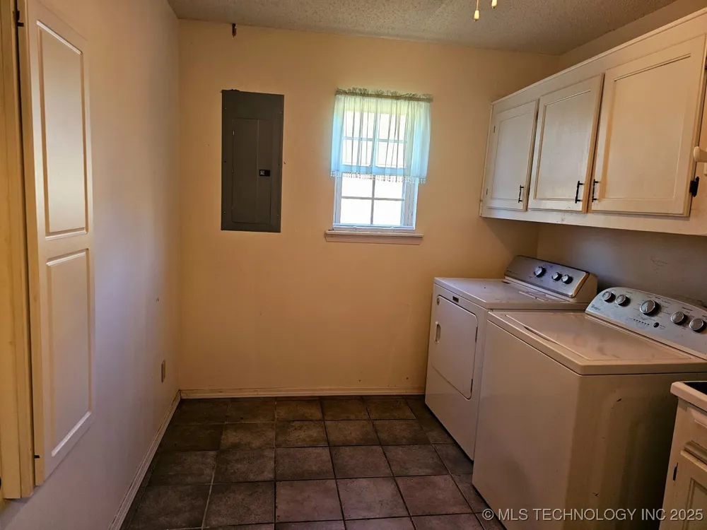 80 4160 ROAD Antlers, OK 74523