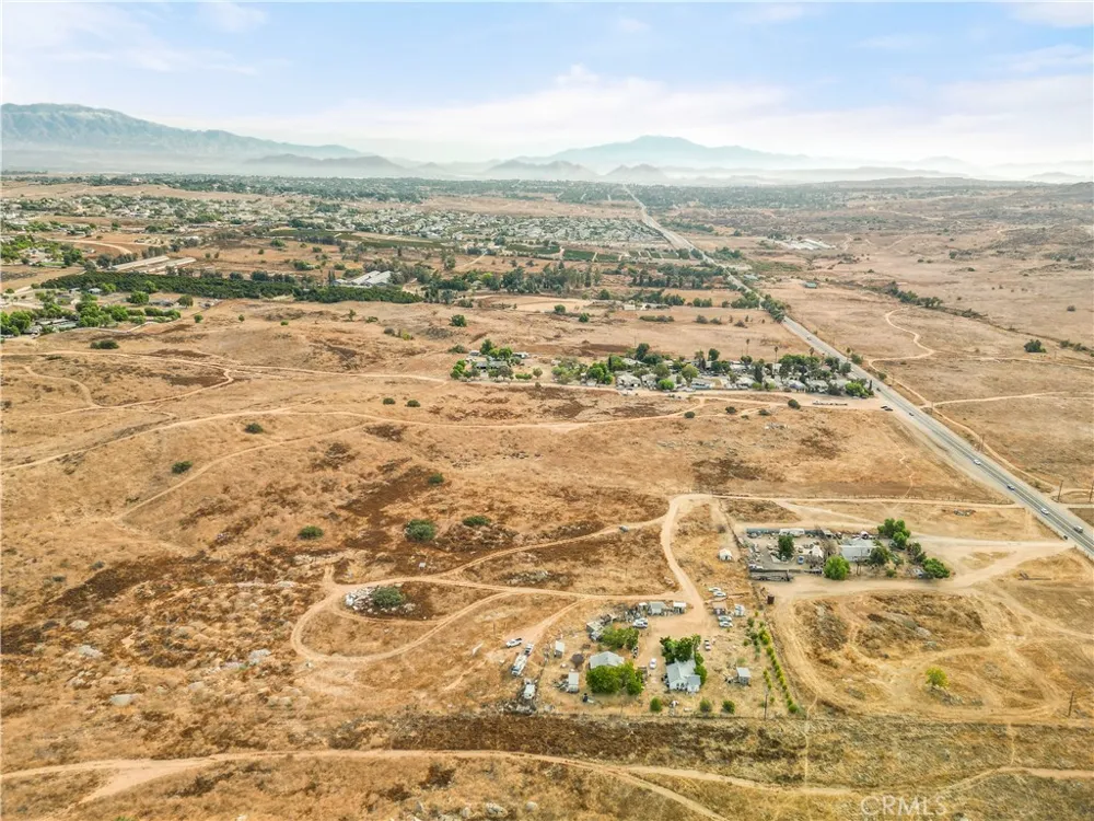no address Perris, CA 92570