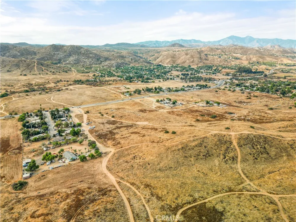 no address Perris, CA 92570