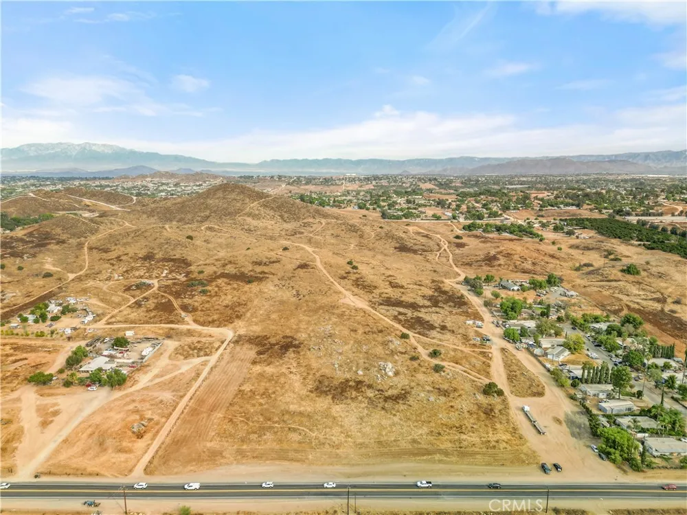 no address Perris, CA 92570
