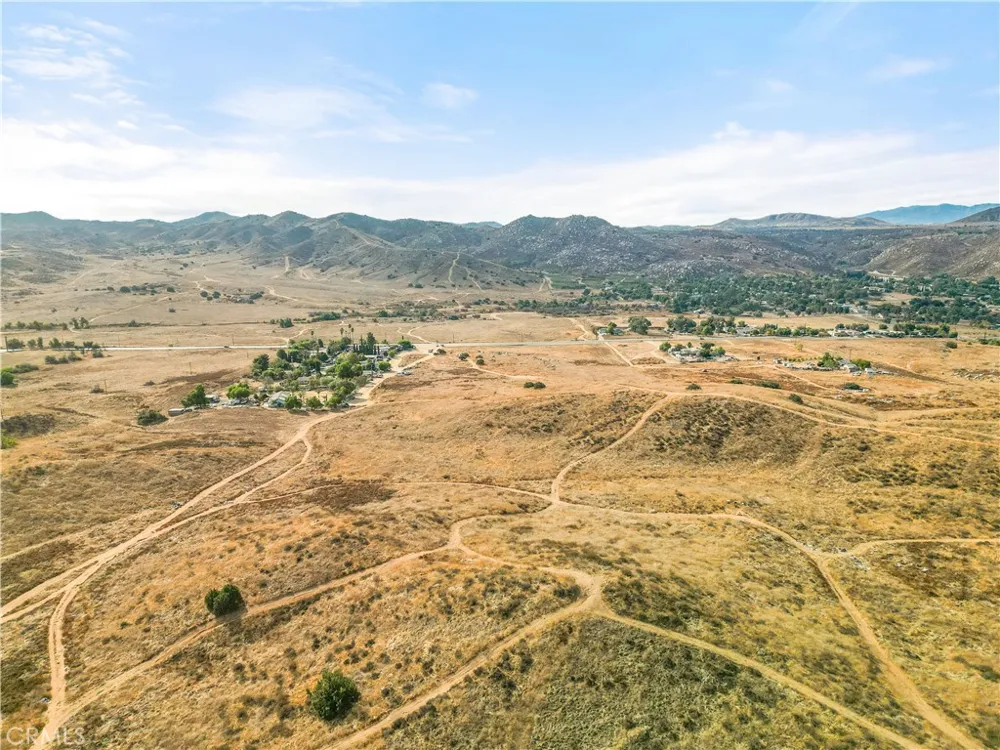 no address Perris, CA 92570