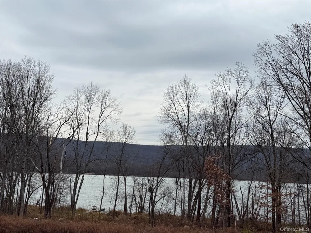 16 Knights Lane Warwick, NY 10990