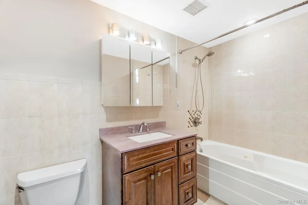 6911 Shore Road #1C Brooklyn, NY 11209