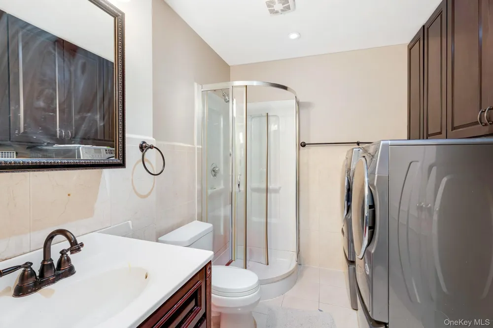 6911 Shore Road #1C Brooklyn, NY 11209
