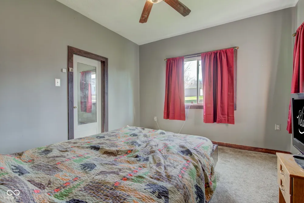 215 Lincoln Street Galveston, IN 46932