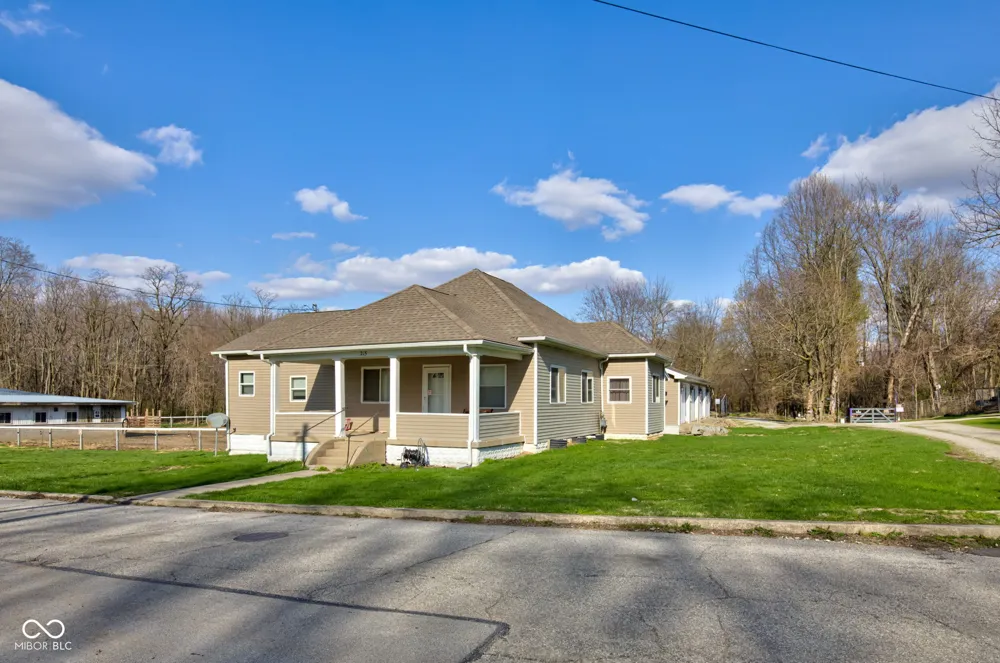 215 Lincoln Street Galveston, IN 46932