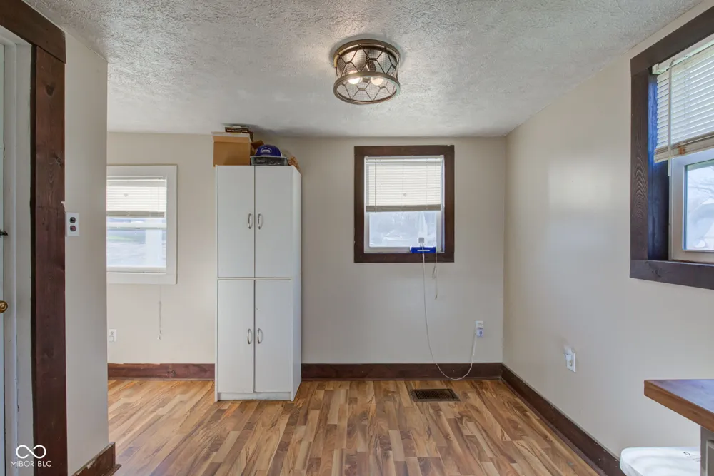 215 Lincoln Street Galveston, IN 46932