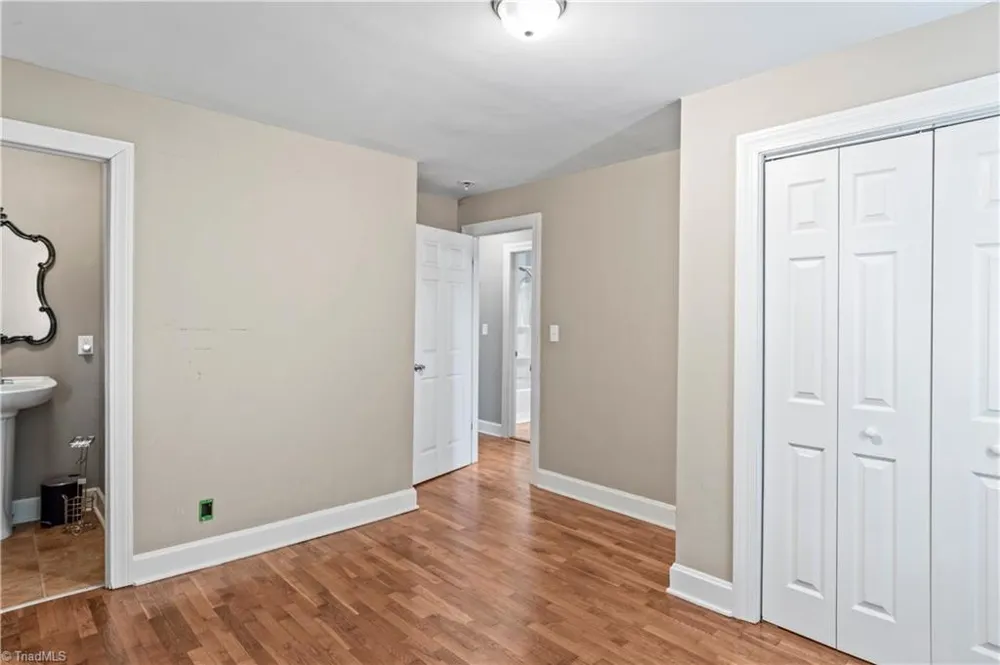 133 South Street Elkin, NC 28621