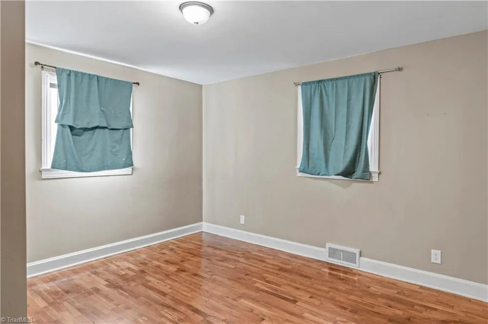 133 South Street Elkin, NC 28621
