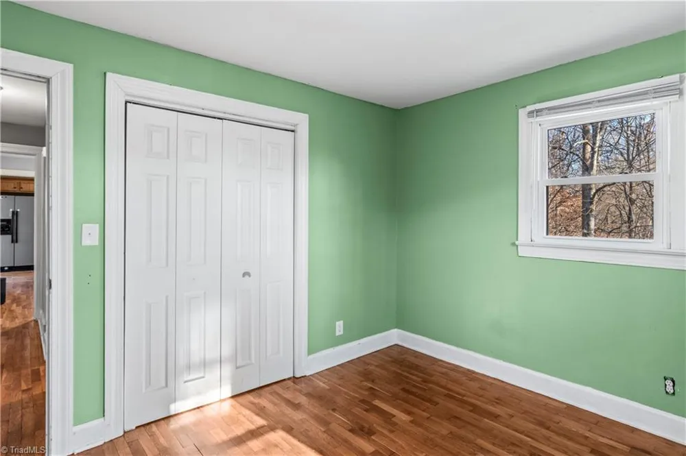 133 South Street Elkin, NC 28621