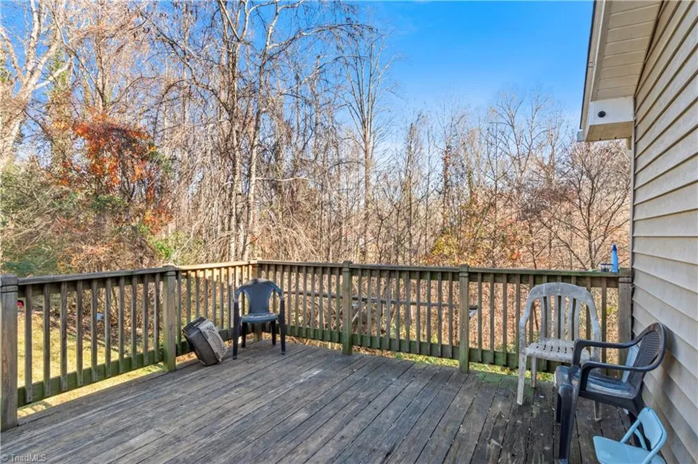 133 South Street Elkin, NC 28621