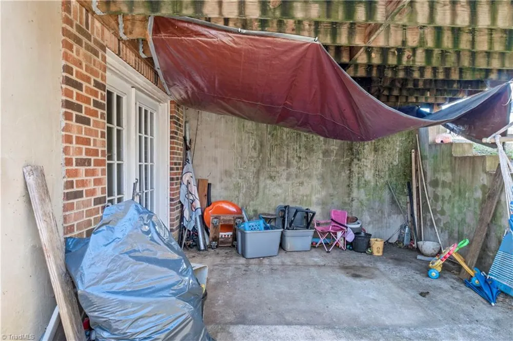 133 South Street Elkin, NC 28621