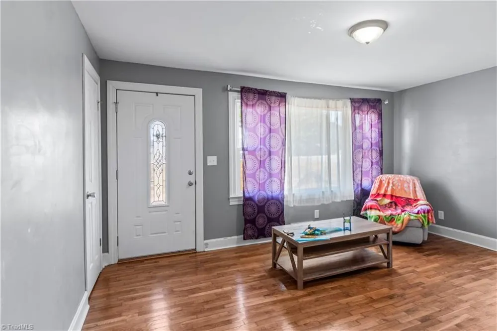 133 South Street Elkin, NC 28621