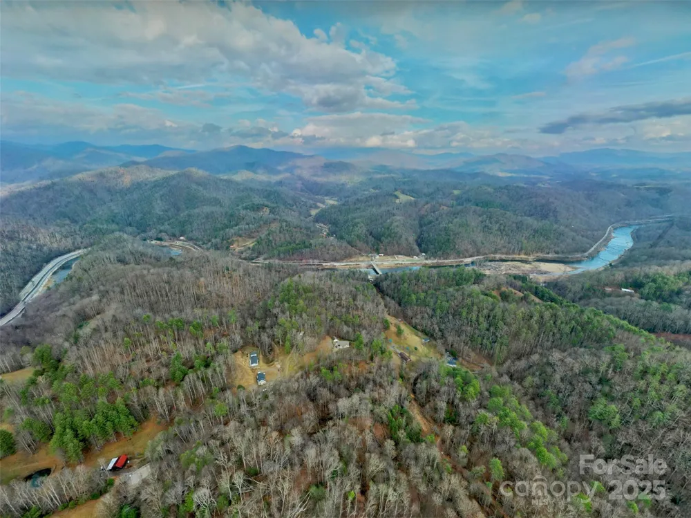 295 Bennett Branch Road Green Mountain, NC 28740