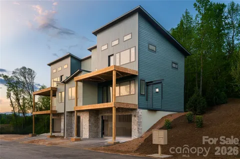 611 Storybook Villas Trail