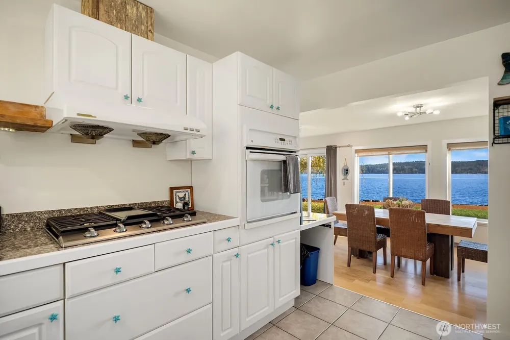 24410 Vashon Highway SW Vashon, WA 98070