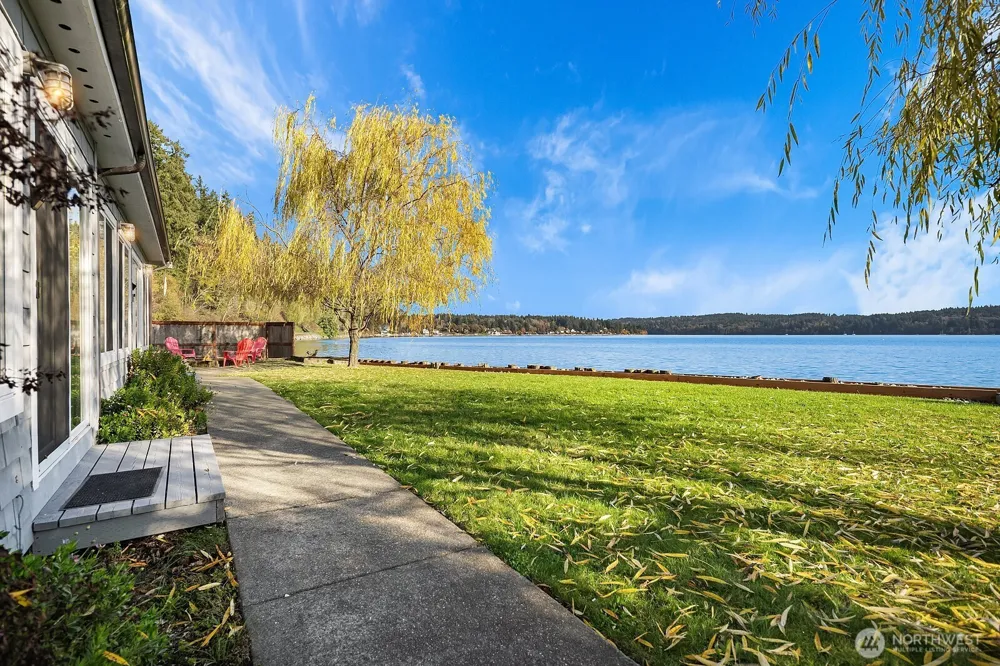 24410 Vashon Highway SW Vashon, WA 98070