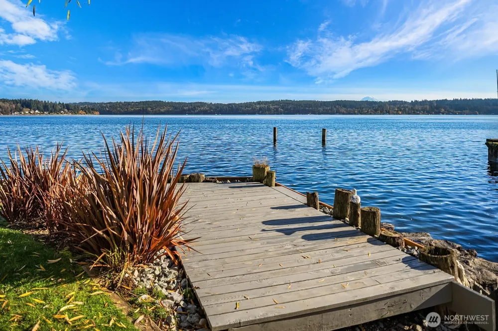 24410 Vashon Highway SW Vashon, WA 98070