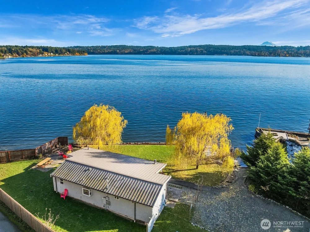 24410 Vashon Highway SW Vashon, WA 98070
