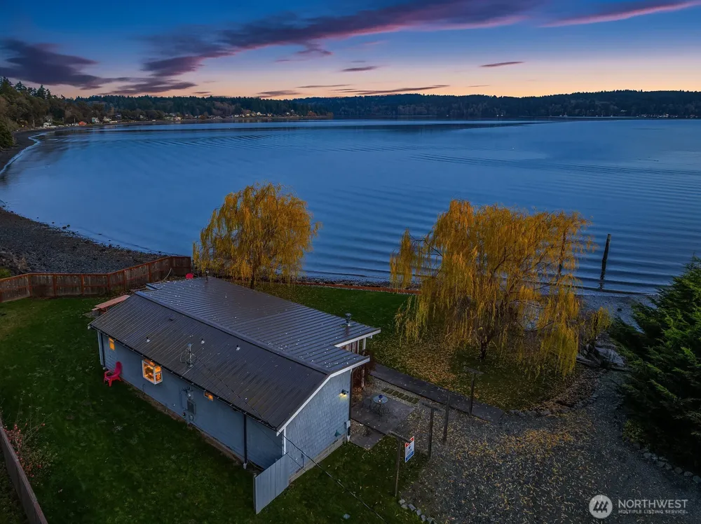 24410 Vashon Highway SW Vashon, WA 98070