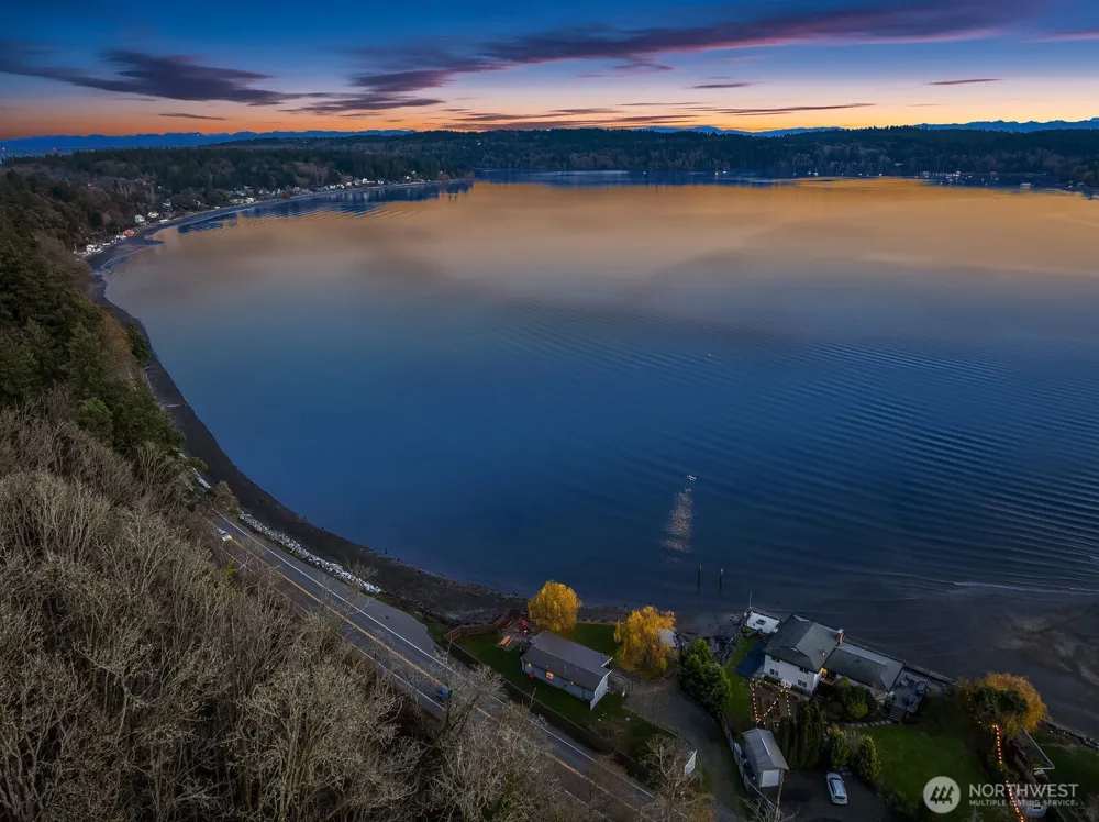 24410 Vashon Highway SW Vashon, WA 98070