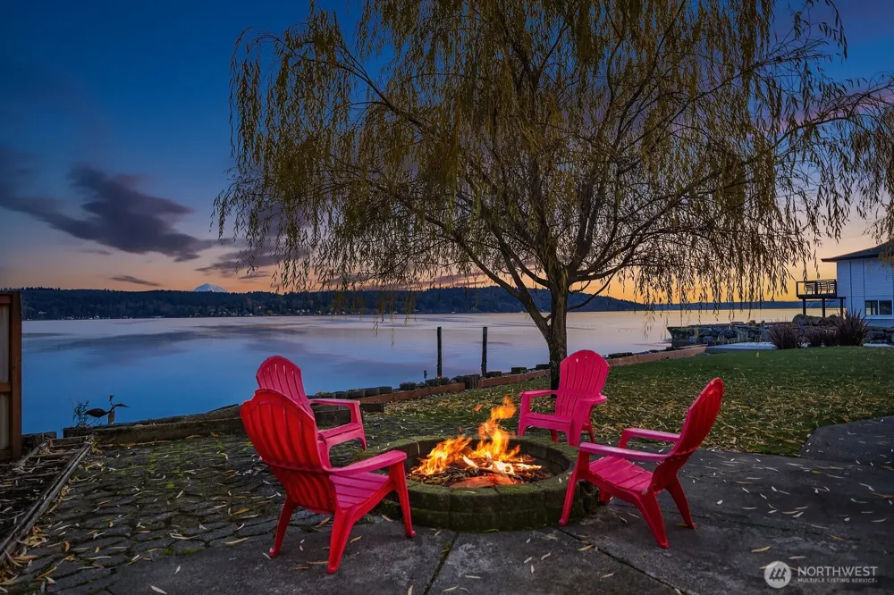 24410 Vashon Highway SW Vashon, WA 98070