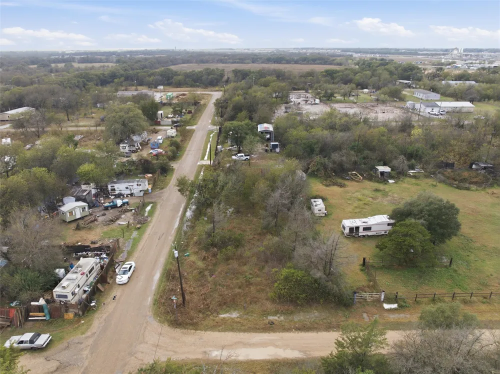 216 Melondale Drive Elm Mott, TX 76640