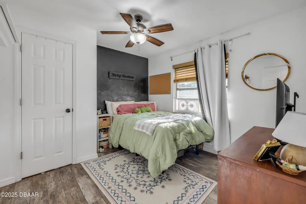 2425 Travelers Palm Drive Edgewater, FL 32141
