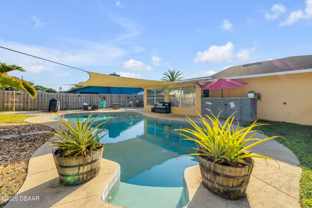 2425 Travelers Palm Drive Edgewater, FL 32141