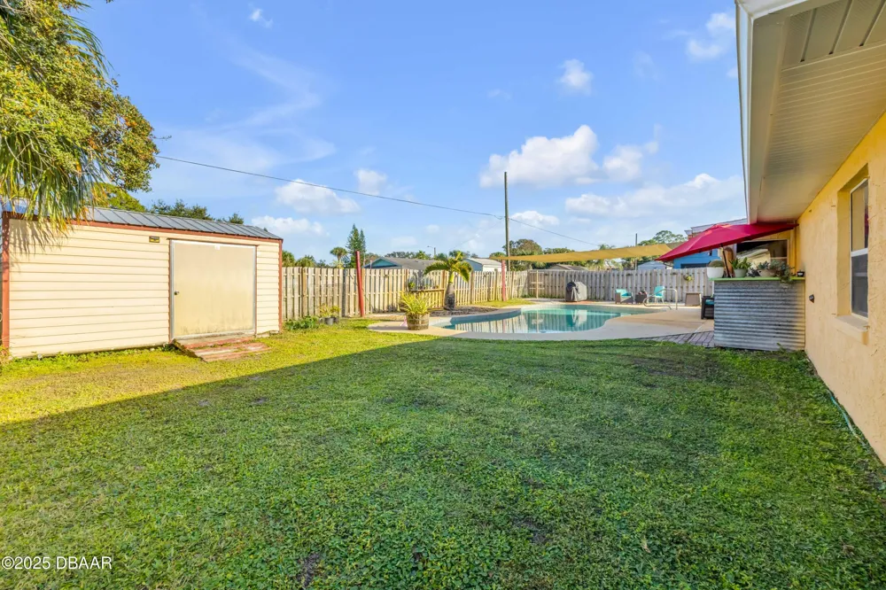 2425 Travelers Palm Drive Edgewater, FL 32141