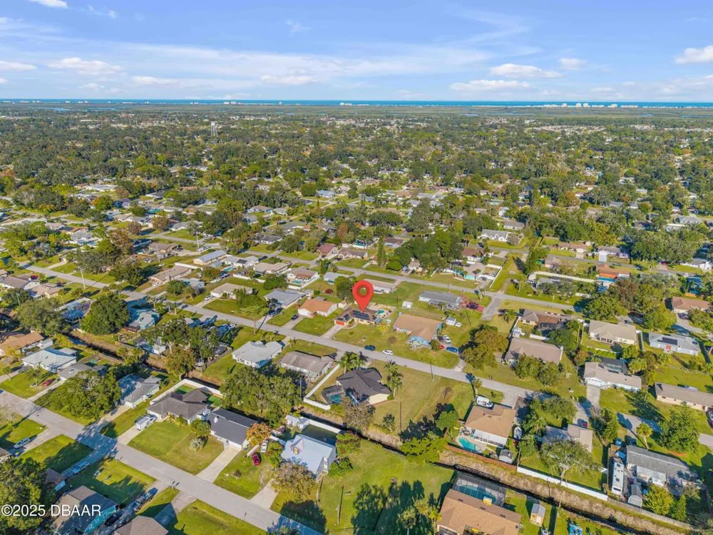2425 Travelers Palm Drive Edgewater, FL 32141