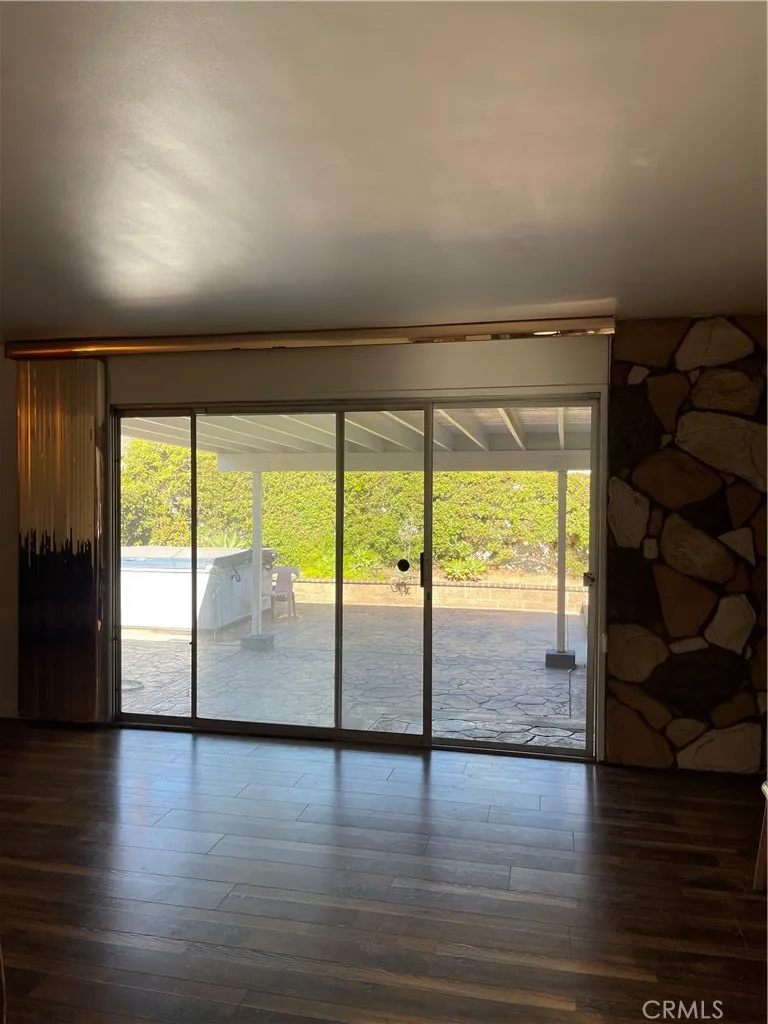 19426 Belshaw Carson, CA 90746
