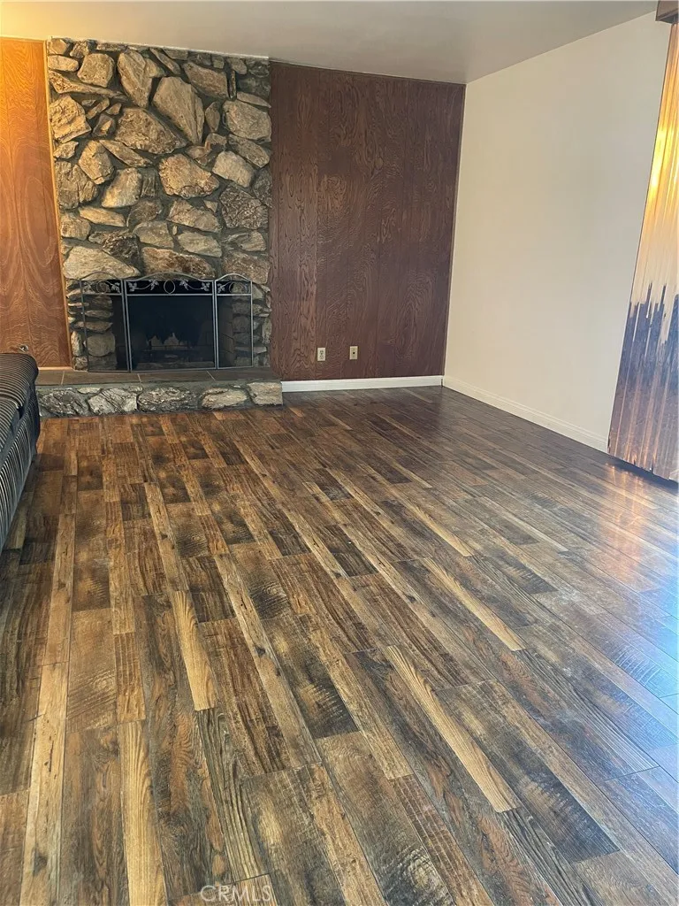 19426 Belshaw Carson, CA 90746