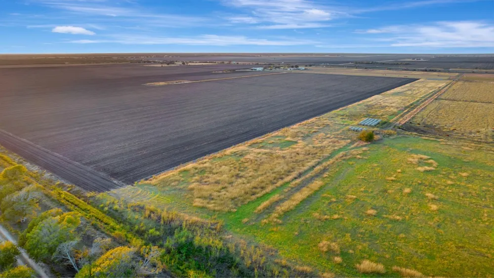 5629 Us-59 S Edna, TX 77957