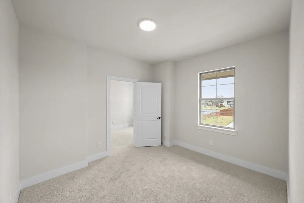 5401 Rowlan Row Midlothian, TX 76065