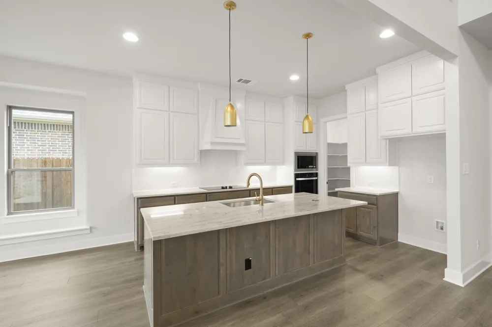 5401 Rowlan Row Midlothian, TX 76065