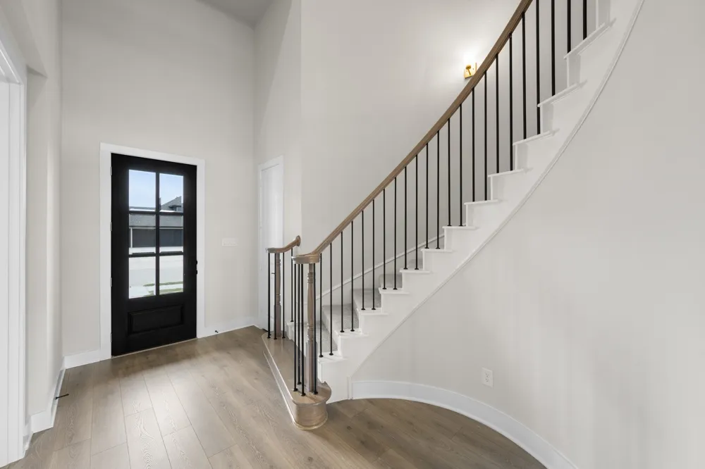 5401 Rowlan Row Midlothian, TX 76065