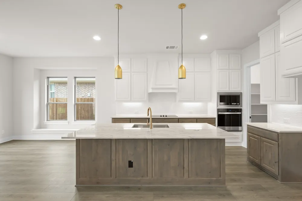 5401 Rowlan Row Midlothian, TX 76065