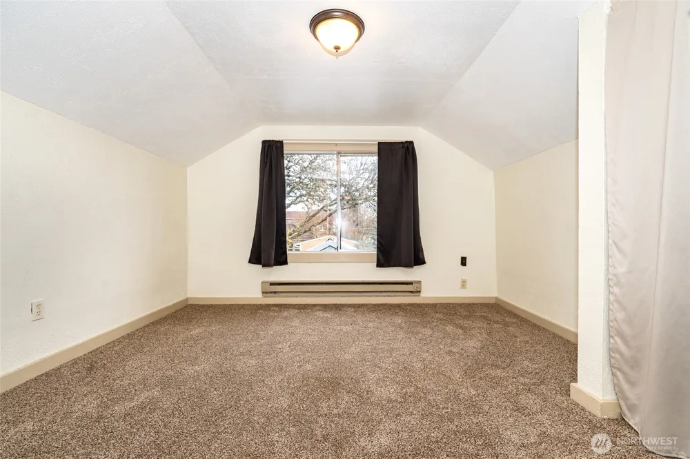 916 L STREET Centralia, WA 98531