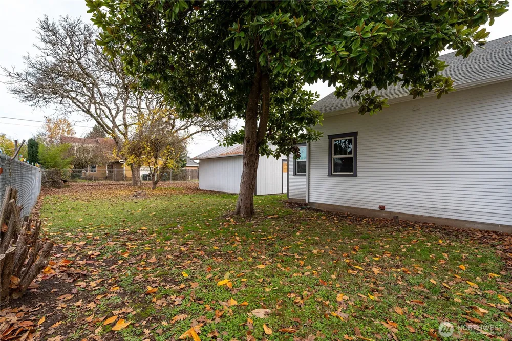 916 L STREET Centralia, WA 98531