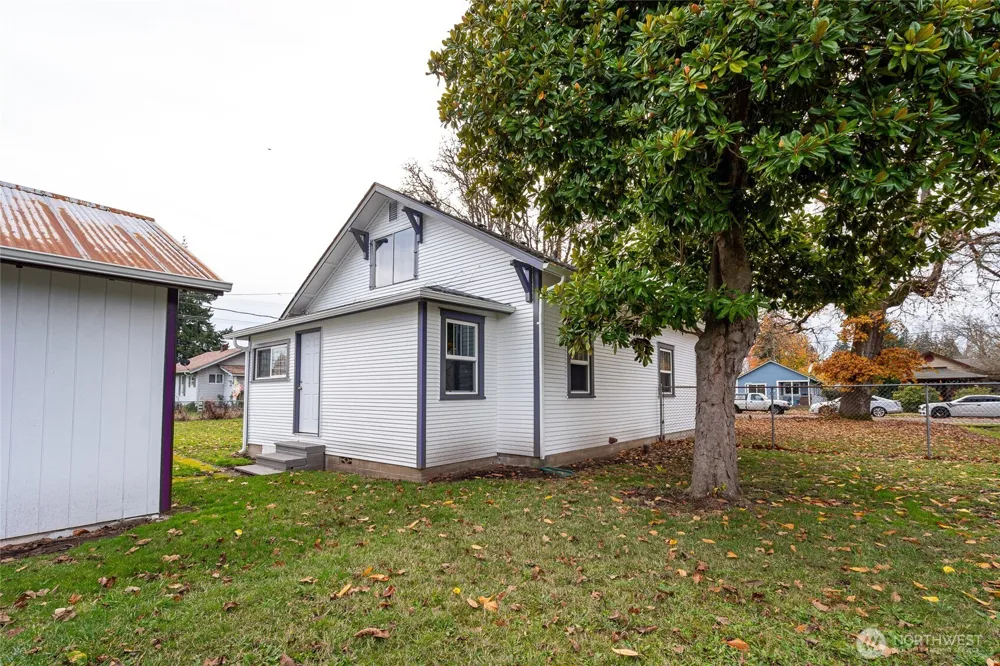 916 L STREET Centralia, WA 98531