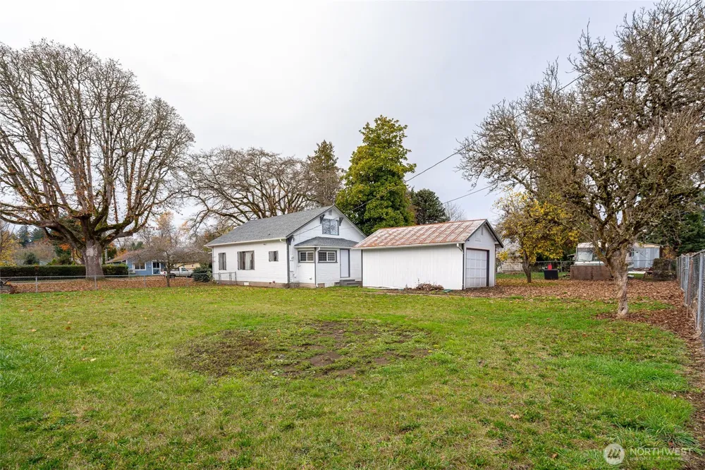 916 L STREET Centralia, WA 98531